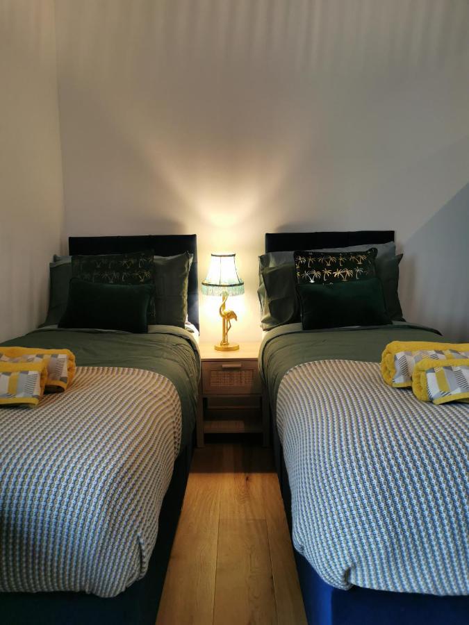Flamingo Lodge Torquay Bagian luar foto